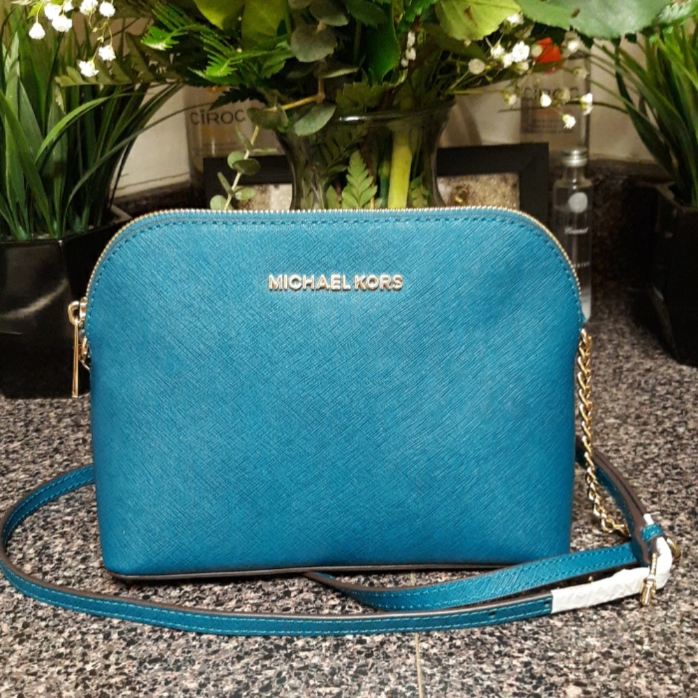 Michael Kors Large Cindy Dome Crossbody